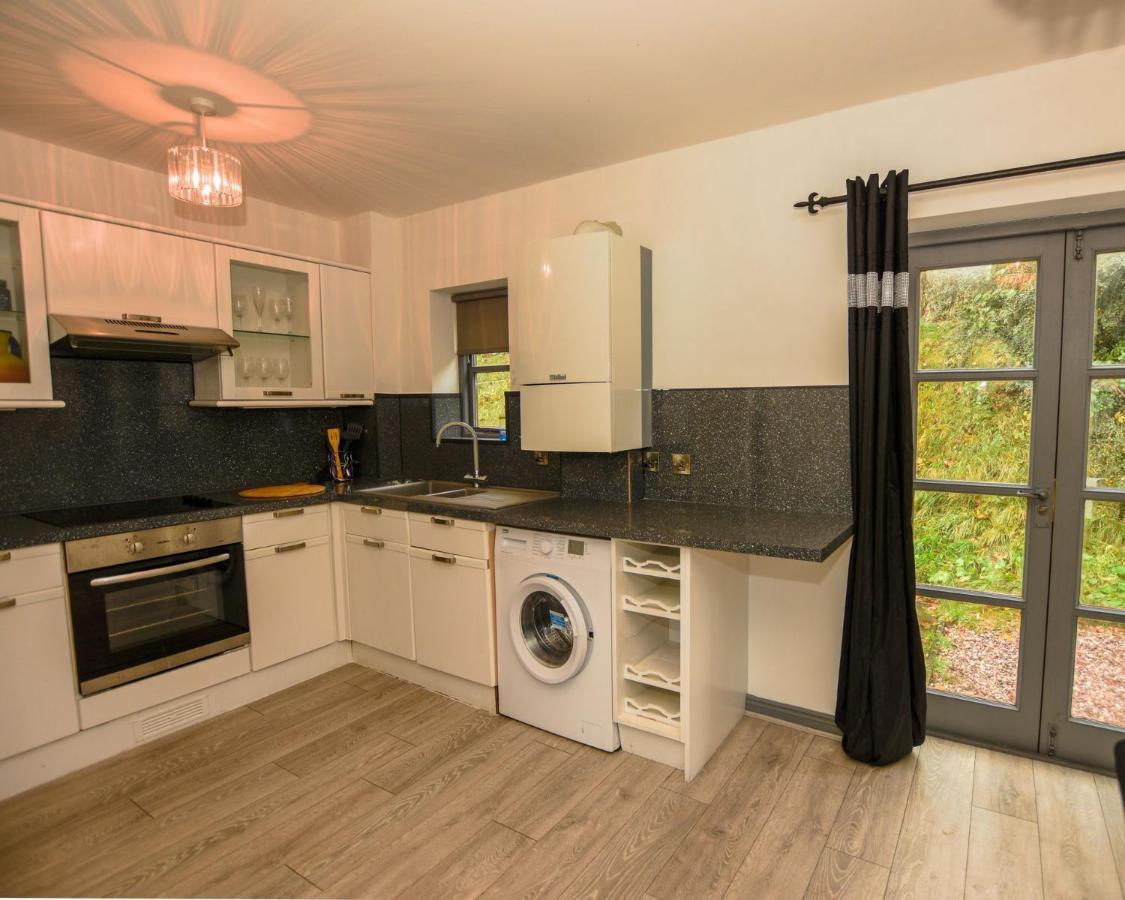 Spring & Haven Villa Конуи Екстериор снимка
