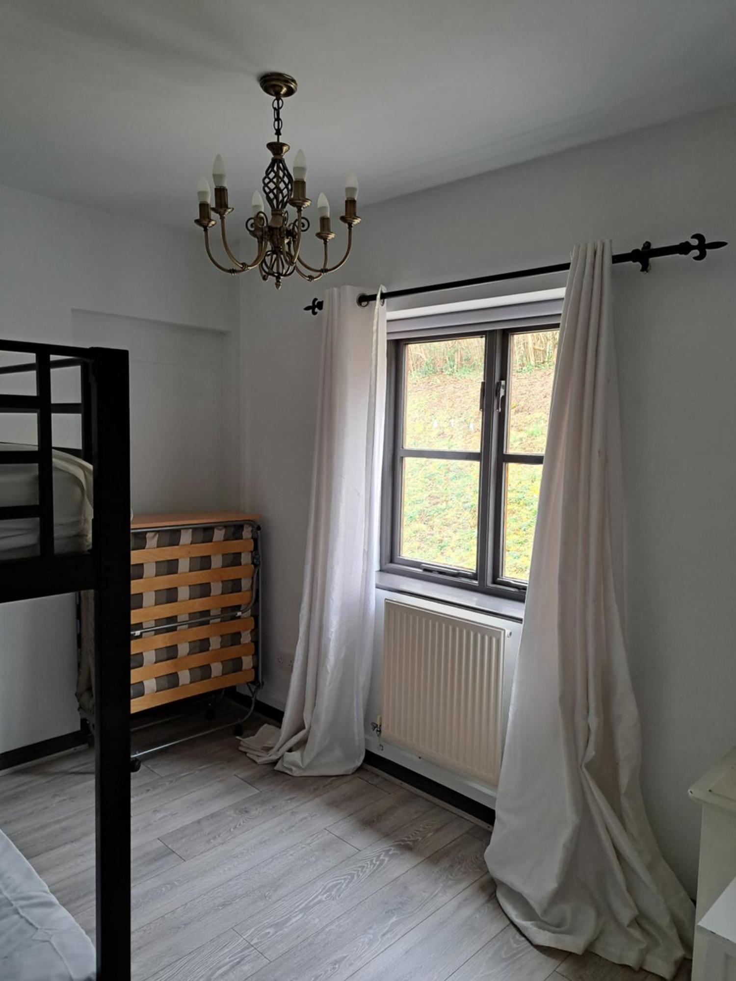 Spring & Haven Villa Конуи Екстериор снимка