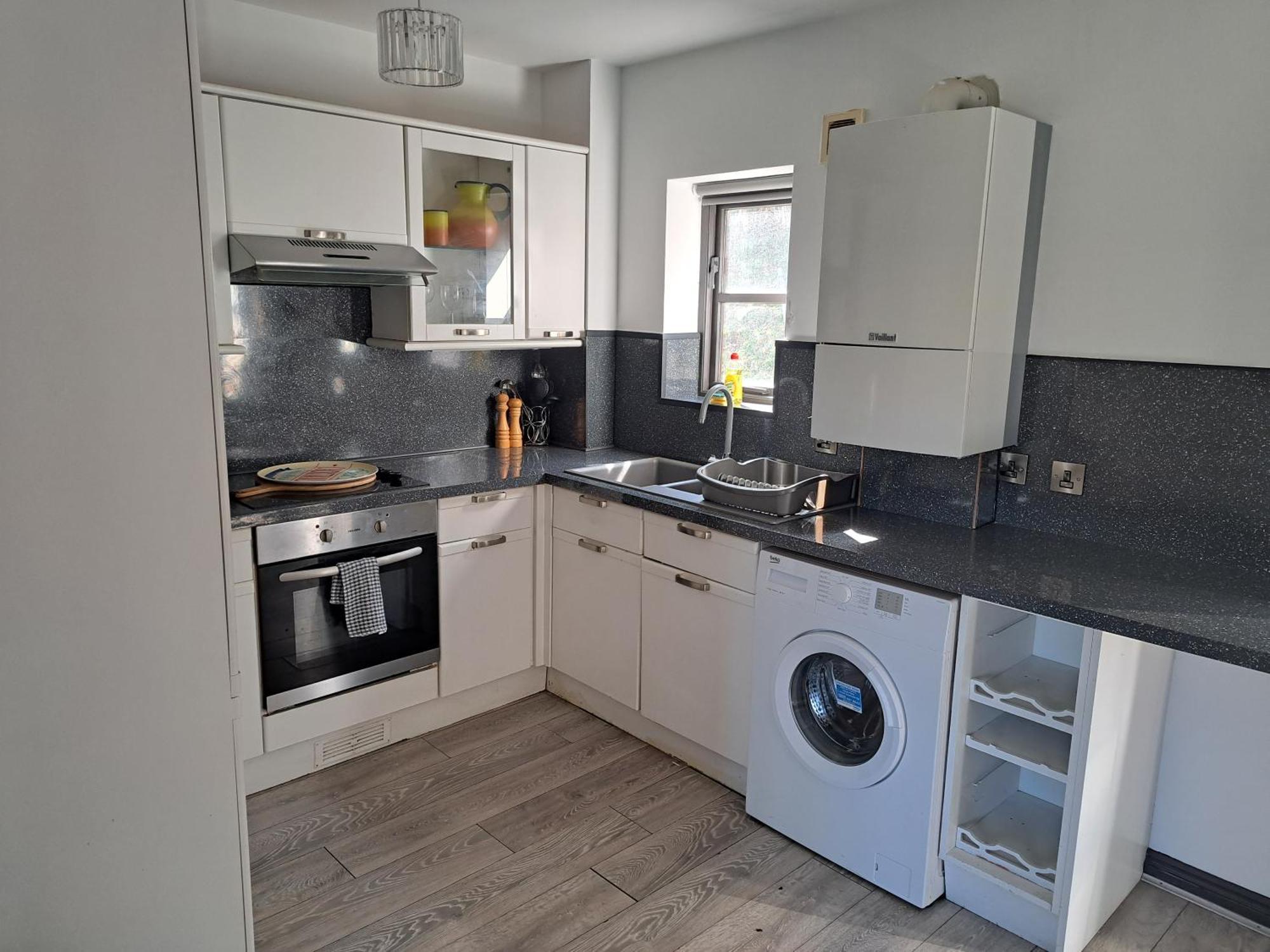 Spring & Haven Villa Конуи Екстериор снимка